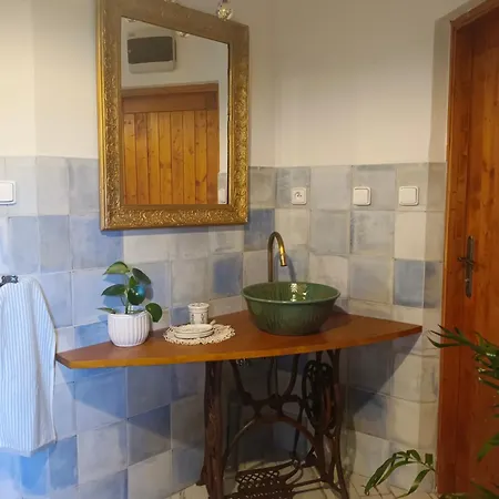 Glamping V Jurte Na Hranaci 럭셔리텐트 Nemojany