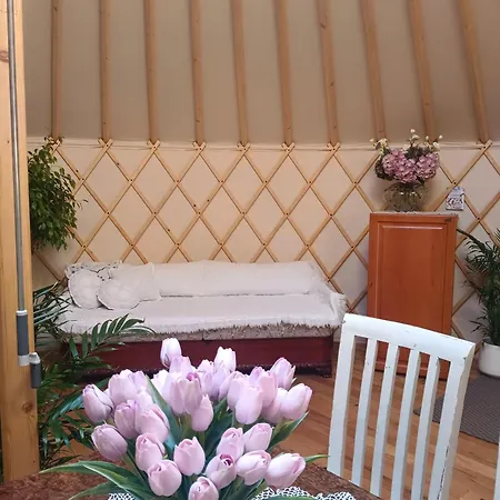 Glamping V Jurte Na Hranaci