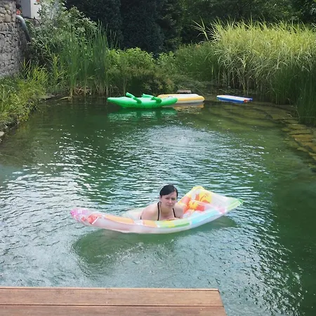 Luksusowy namiot Glamping V Jurte Na Hranaci *