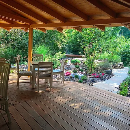 Luxuszelt Glamping V Jurte Na Hranaci Nemojany